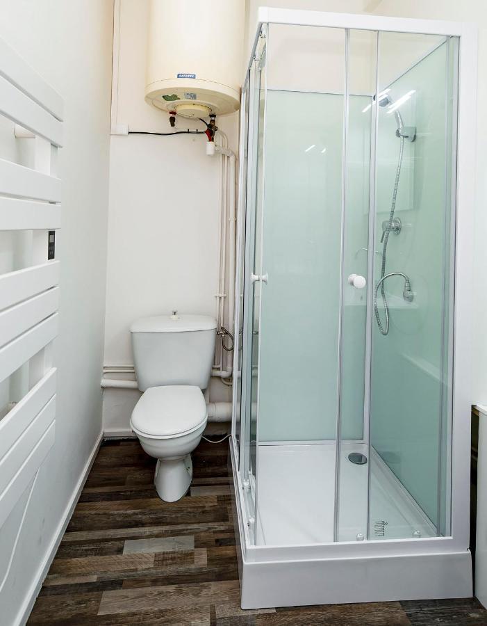 Ld-Location Hotel Монлюсон Экстерьер фото